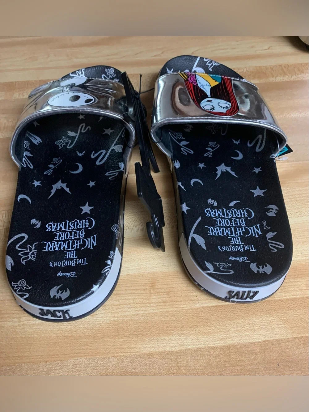 Night Before Christmas Black & Silver Metallic Slides, Unisex, Adult Sz 10, NWT